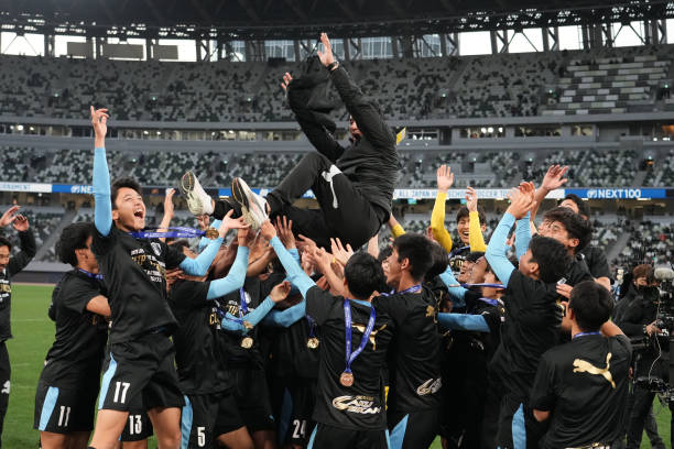 我们探讨他 我们探讨他