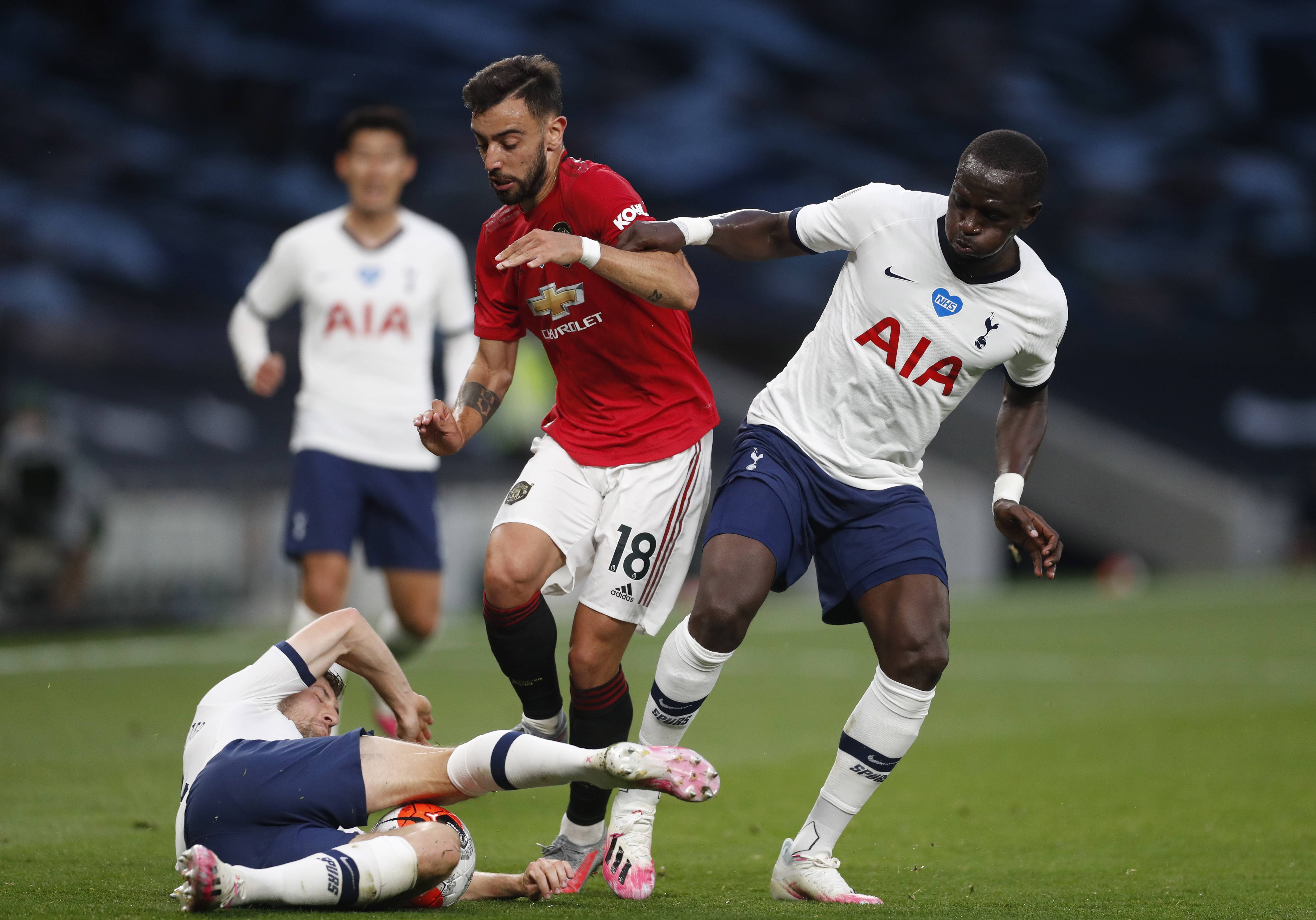 由罗德里格 由罗德里格