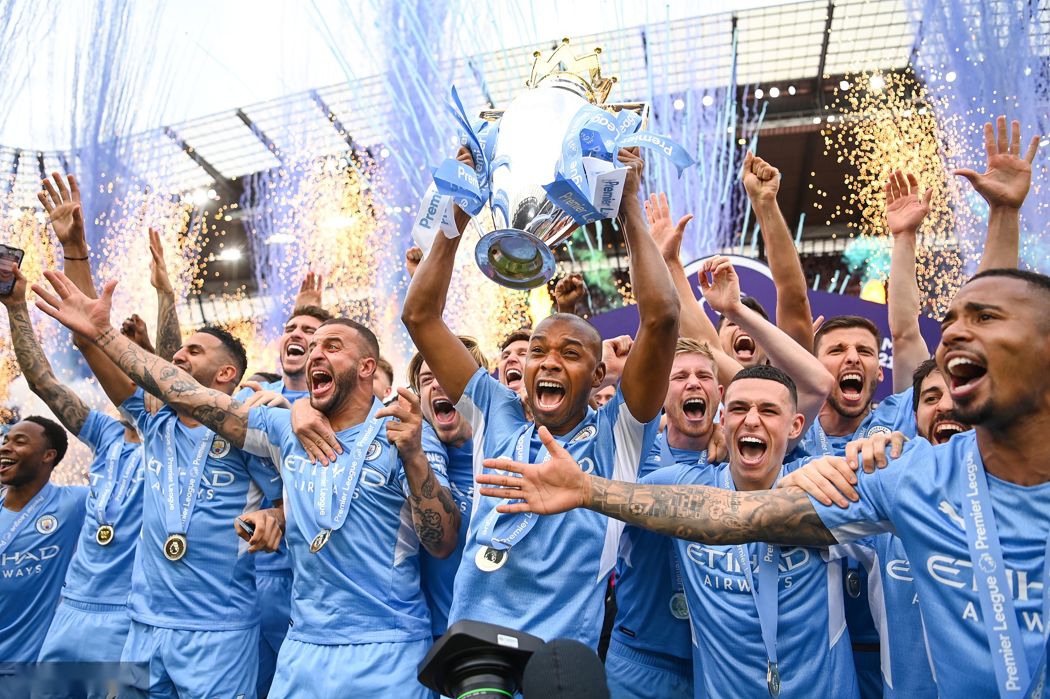 团队合作在 团队合作在